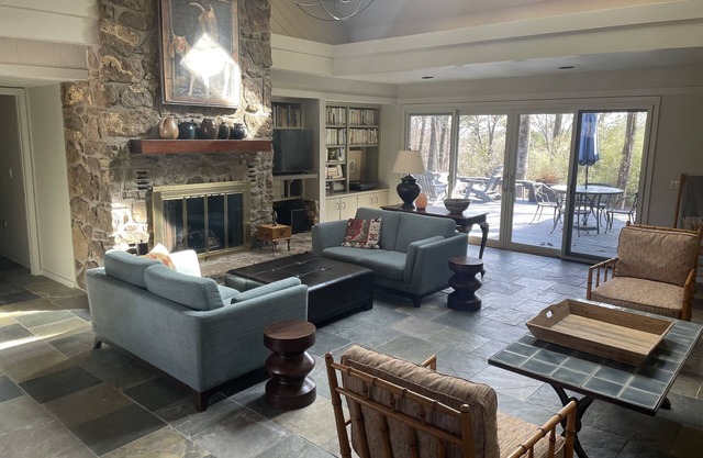 Fresh Air Eden Isle Getaway on Large Secluded Lot & Ultraviolet HVAC