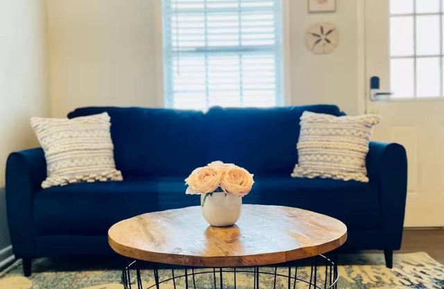 Fresh and Airy 2-Bedroom Beach Duplex