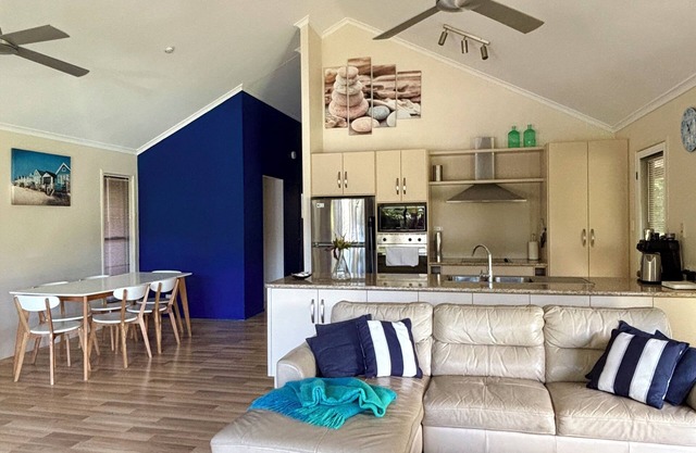 Fridays at ThreenWongaling Beach Cottage