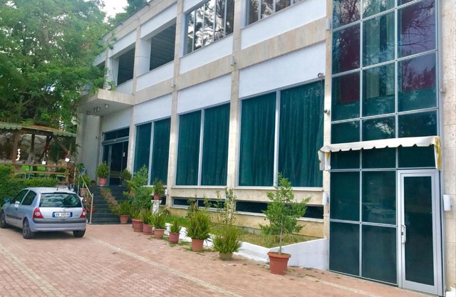 "Frogs House" Hotel & Restorant Slow Food