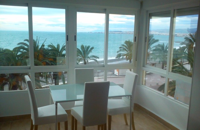 Front studio to the sea, sun and beach