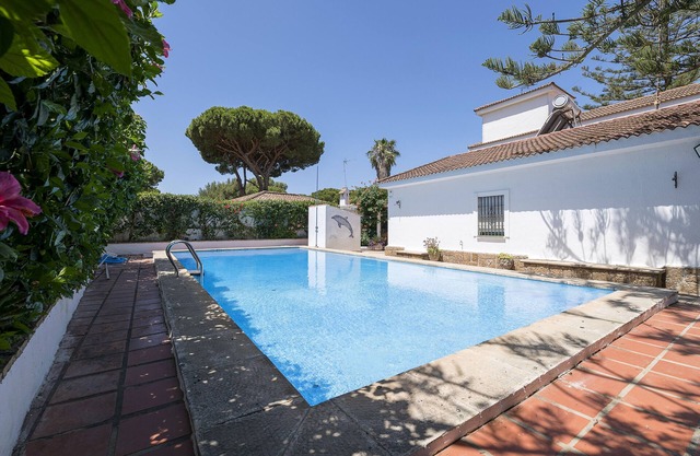 FUENTE ALEGRE - Beautiful villa with private pool.