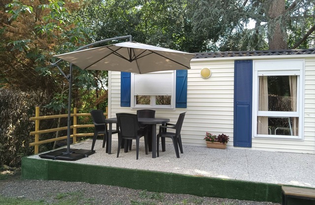 Fully equipped and air-conditioned mobile home with private terrace