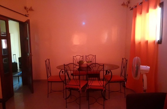 Fully equipped family home 10 km from Lac Rose