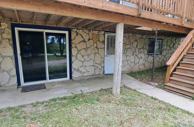 Fully Furnished 2 bed 1 bath