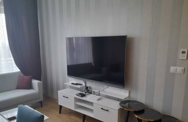 Fully luxry appartment with Two big swimming pool, free, Internet, free parking