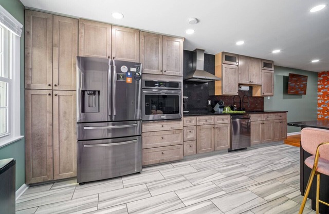 Fun Cozy Barnyard Chic 3Bedroom Silver Spring Home