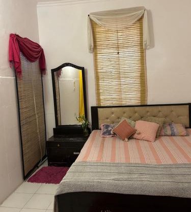 Furnished 1BHK in Prime Spot for Short & Long Stays