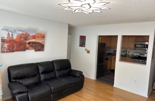 Furnished 2-Bed 2 bath condo - Urban Paradise