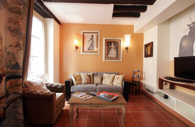 Furnished 2-room apartment in the Latin Quarter, Paris
