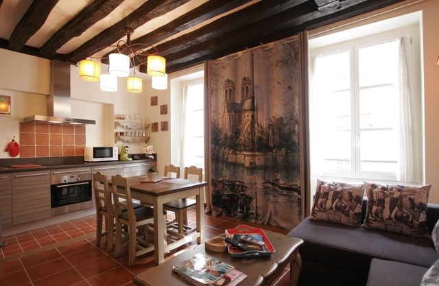 Furnished 2-room apartment in the heart of the Latin Quarter, Paris