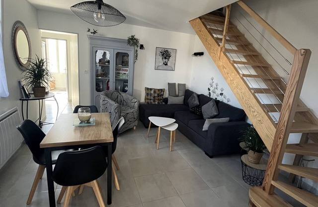 Furnished 3-star suburb house 800 m from the spa and 15 mn from the town center