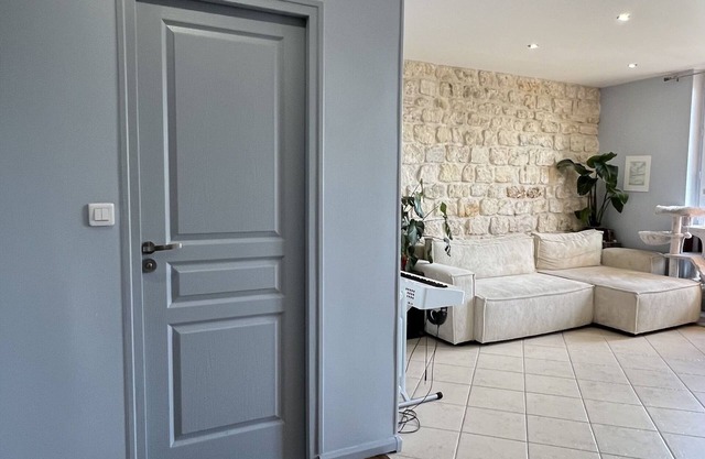 Furnished Flat - 3 Rooms