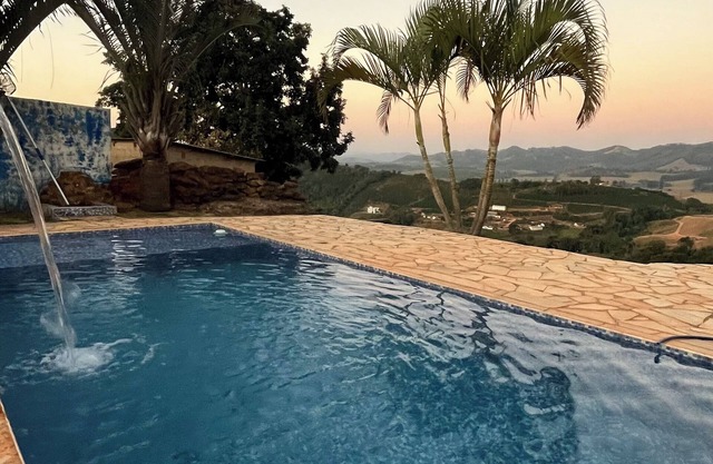 Furnished Farmhouse with Pool and Barbecue | Pets Allowed (Serra Negra-SP)