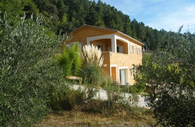 Furnished Tourist 3 *, 4 pers, dominant position, swimming pool