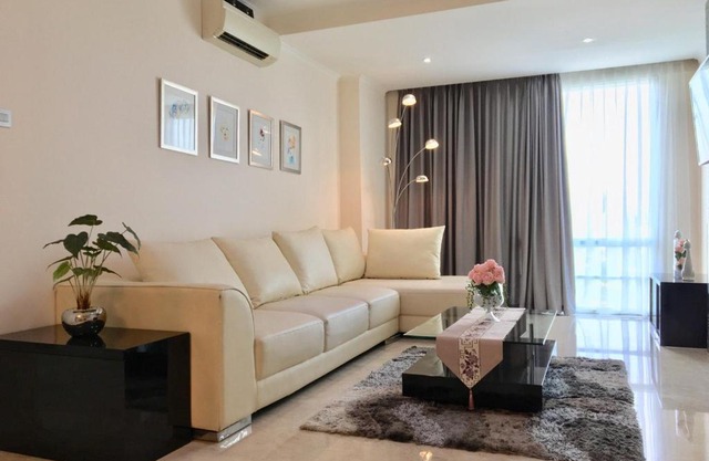FX Residence 22