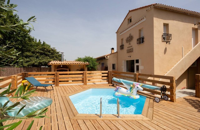 Gîte au Domaine Chante Perdrix Proche de la mer