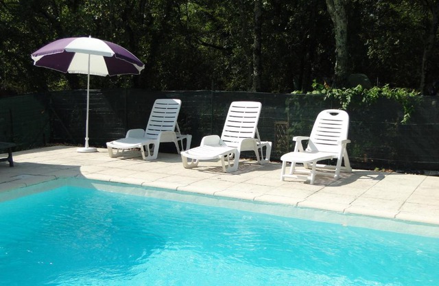 Gîte Basilic avec piscine en sud Ardèche
