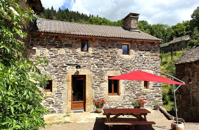 Gîte de Montredon - CUBIERES