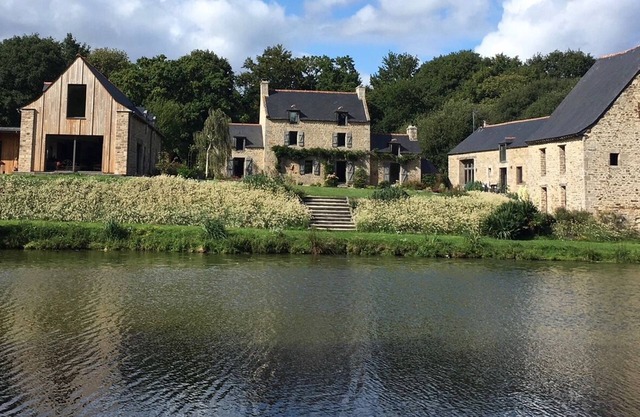 Gîte La Hunaudaye - Domaine du Bois Riou - swimming pool- Dinan-Dinard-Saint Malo