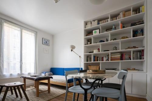 Gagliardini - KP - Cosy 2-pers apt in lively neighborhood Paris 20