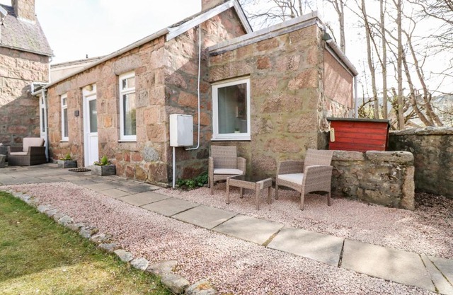 Gairnlea Cottage