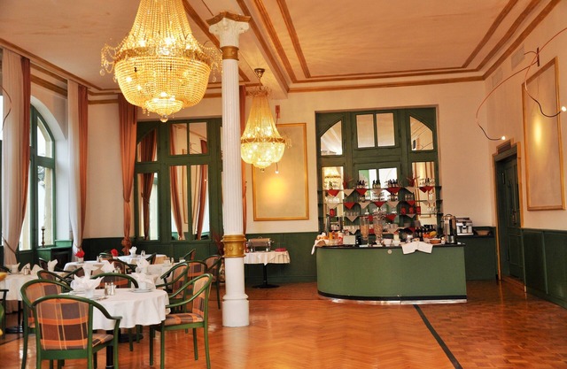 Gala Hotel