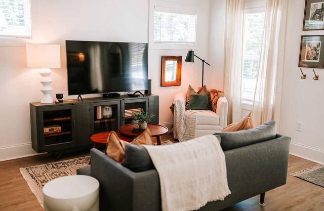 Game Day 4BR Escape by MHM Luxury Properties