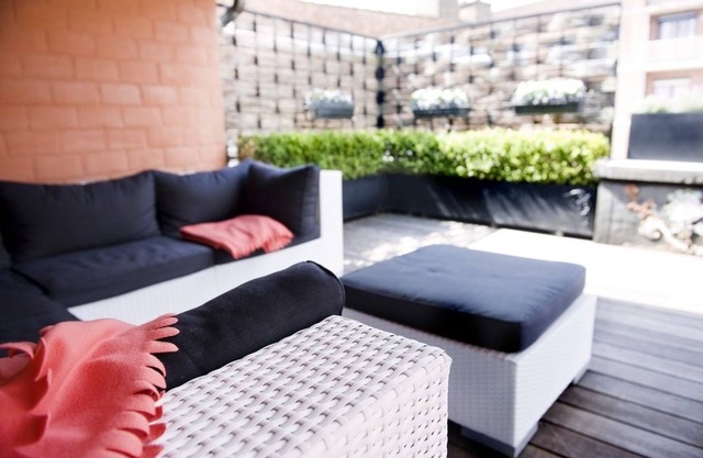 Ganda Rooms & Suites
