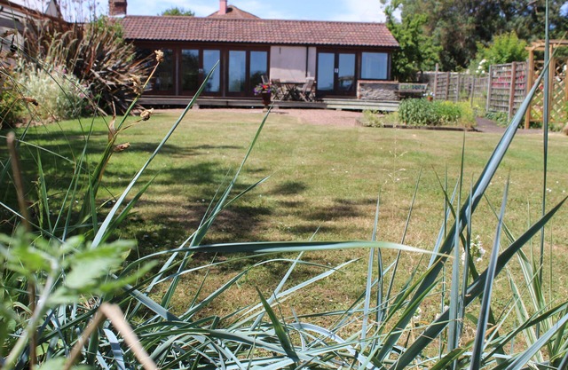 Garden Cottage in stunning rural location but only 5 minutes from Taunton.