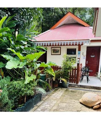 Garden Hut