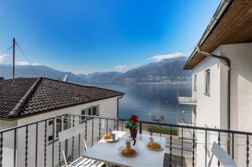 Garden on the lake 2 - Happy Rentals