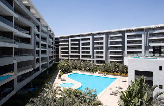 Garden View Studio - 5 min from Airport