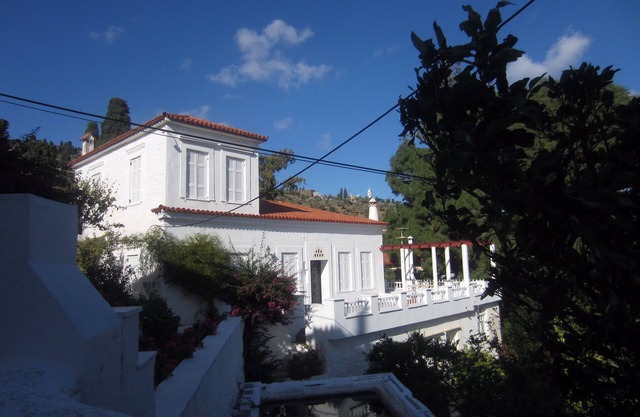 Garden Villa in Lamyra