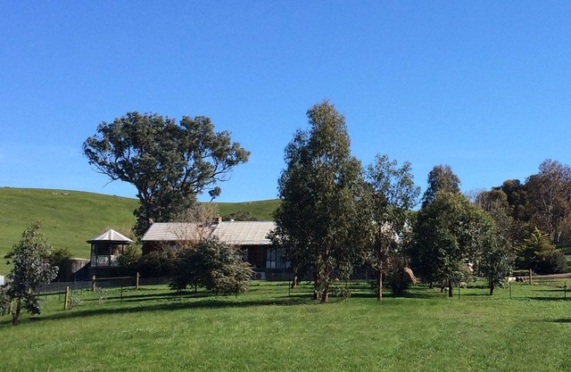 Garrawin - stunning self-contained accommodation. A taste of country living