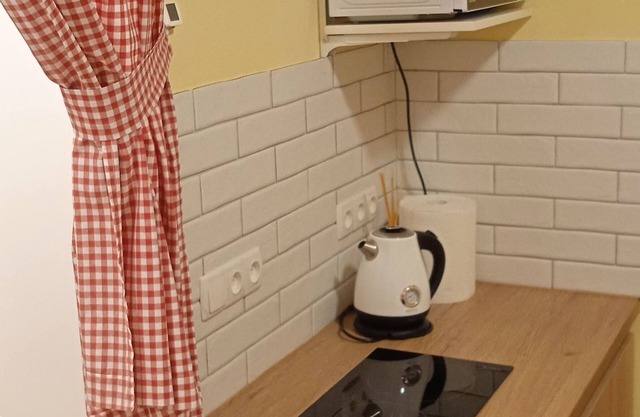 Gemütliches Neus Hauschen mit Separatem Eingang , Großem Schlafzimmer und Kuche