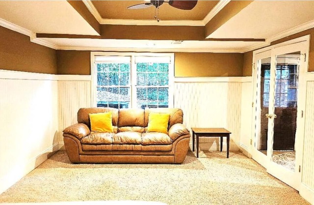 Get cozy in this 2-bedroom garden apartment in peaceful Alpharetta.