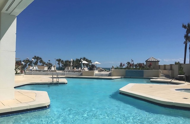 Get Ready for Adventures! Sunset Views Unit! two Pools, Right on the Beach