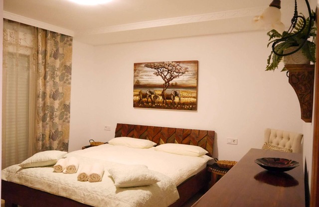 Gibraltar House - El Mundo Apartment