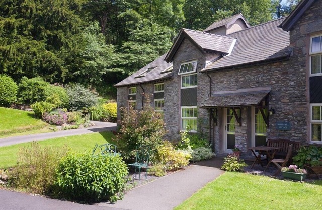 GILPIN VIEW, pet friendly, with a garden in Crosthwaite