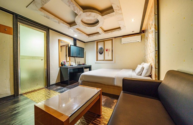 Gimpo Fill Hotel