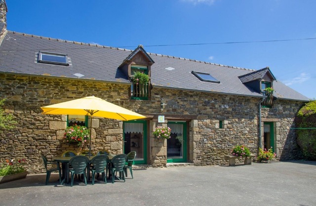 GITE 3 EPIS BETWEEN LAMBALLE AND PLANCOET FOR 8 PERSONS