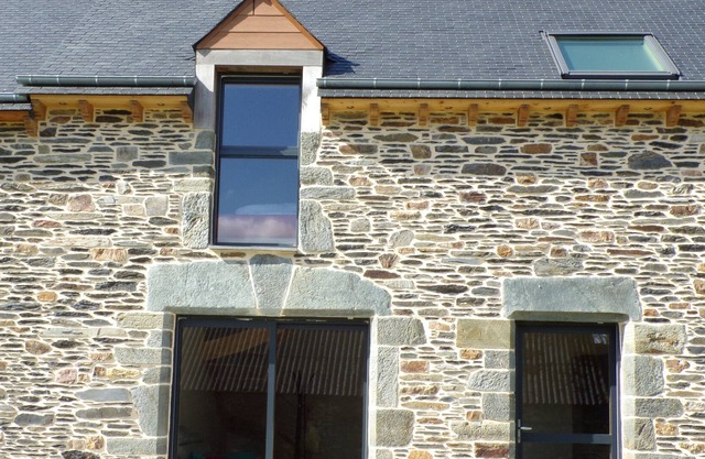 GITE 4 PEOPLE 400 M FROM THE BEACH LAKE GUERLEDAN BRETAGNE
