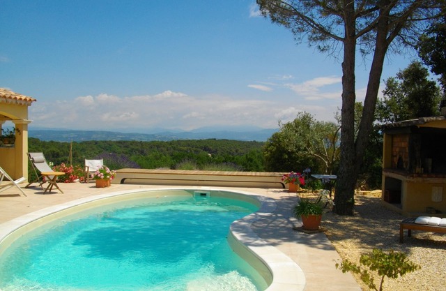 Gite in Provencal Drome 'colors of Provence'