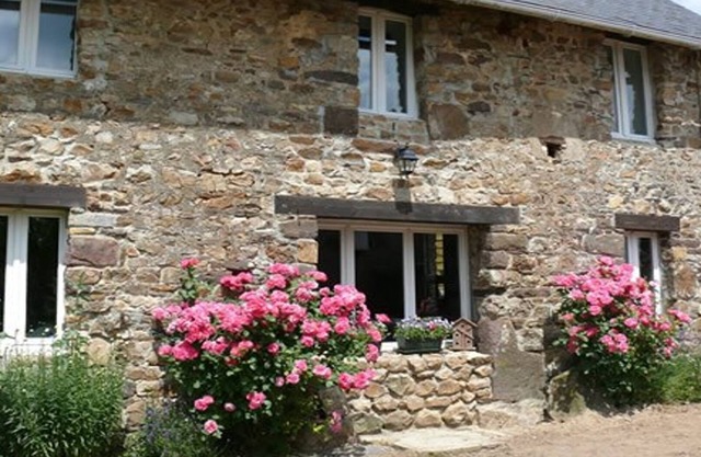 Gîte* La Clef des Champs Normandie Manche 17km from the beach ideal for families