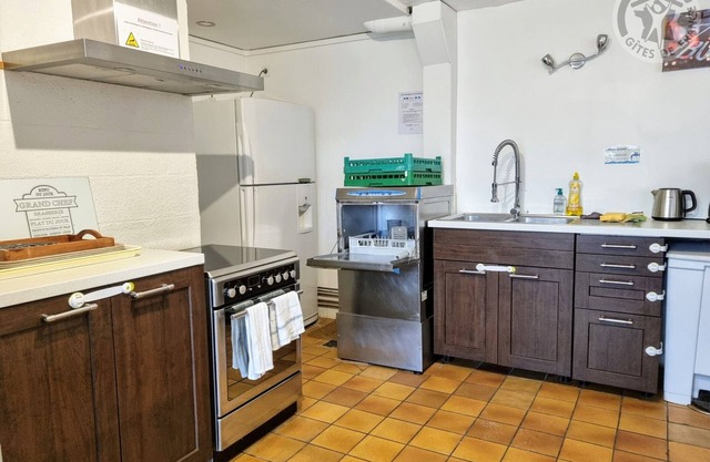 Gite Nucourt, 5 bedrooms, 14 persons