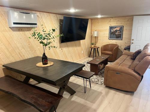 glacier creek apartment