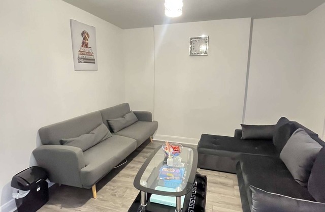 Glamorous flat in shepherd's bush