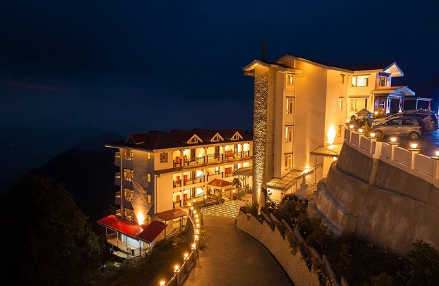 GLENZ RESORT