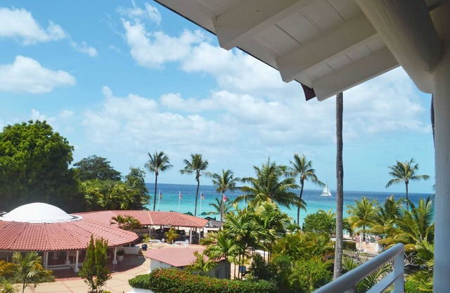 Glitter Bay 306 2BR in St. James by Personal Villas - Beachfront Property